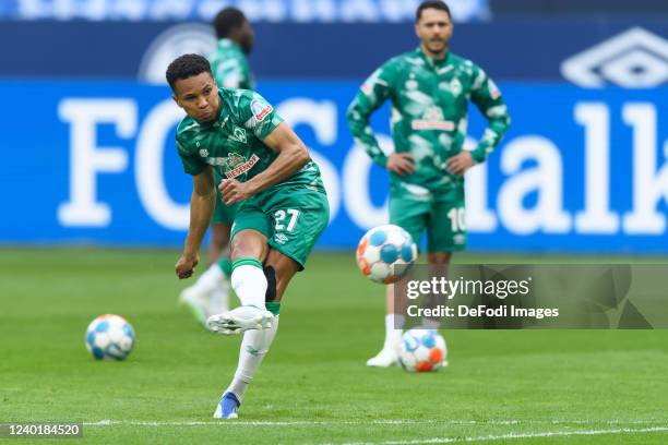 Felix Agu of SV Werder Bremen controls the ball during the Second Bundesliga match between FC Schalke 04 and SV Werder Bremen at Veltins Arena on...