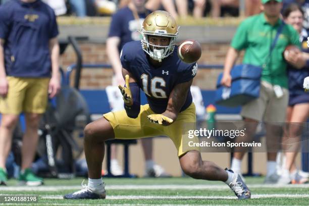 Notre Dame Fighting Irish wide receiver Deion Colzie catches the football in action during the Notre Dame Blue-Gold Spring Football Game on April 23,...