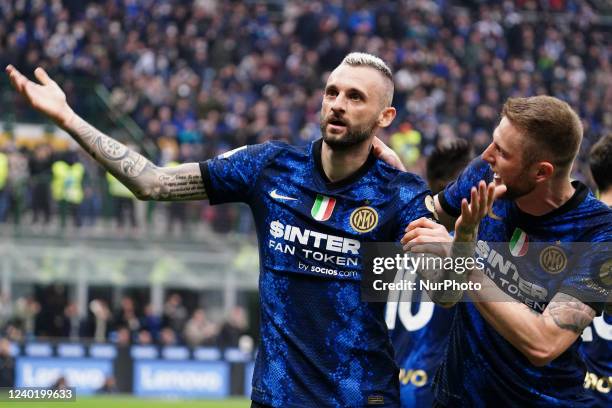 Marcelo Brozovic celebrates his goal during the italian soccer Serie A match Inter - FC Internazionale vs AS Roma on April 23, 2022 at the San Siro...