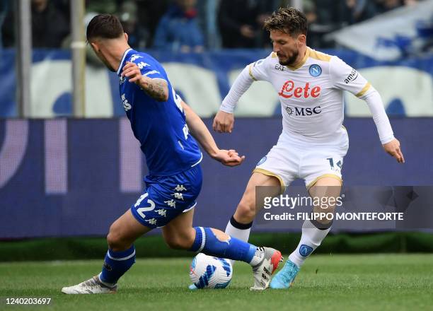 Napoli's Belgian forward Dries Mertens fights for the ball with Empoli's defender Mattia Vitti during the Serie A football match between Empoli and...