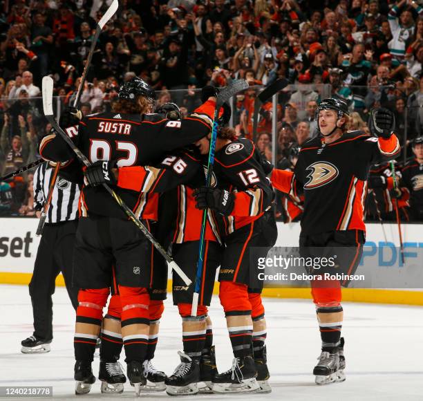 Gerry Mayhew of the Anaheim Ducks celebrates his goal with teammates during the first period against the St. Louis Blues at Honda Center on April 24,...