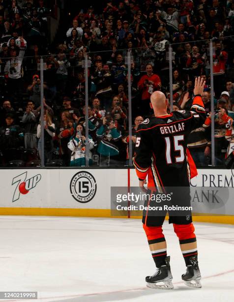 Ryan Getzlaf of the Anaheim Ducks waves to fans after his last career NHL game after the game against the St. Louis Blues at Honda Center on April...