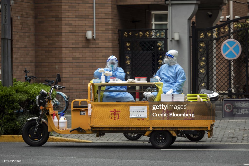 Lockdown Situation In Shanghai As Deaths Climb