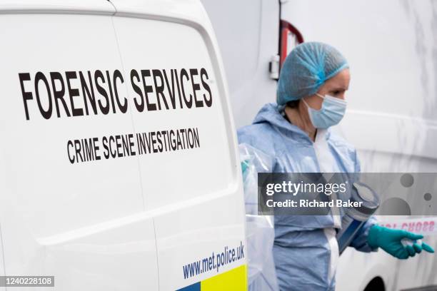 British Forensics Forensic Police Uk Photos and Premium High Res Pictures - Getty Images