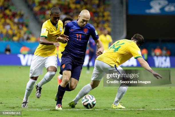 Fernandinho Fernando Luiz Roza of Brazil, Arjen Robben of Holland, Maxwell Scherrer Cabelino Andrade of Brazil during the World Cup match between...