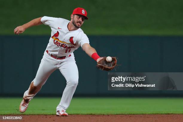 Paul DeJong of the St. Louis Cardinals fields a ground ball against the Arizona Diamondbacks in the sixth inning at Busch Stadium on April 28, 2022...