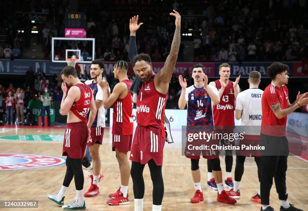 Team FC Bayern Munich celebrates with DeShaun Thomas of FC Bayern Munich in the middle the Turkish Airlines EuroLeague Play Off Game 4 match between...