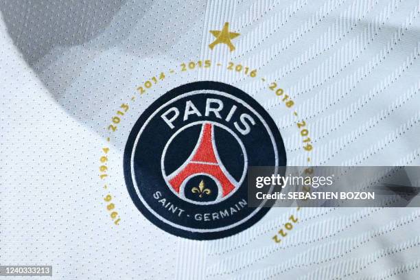 This photograph taken during the French L1 football match between Strasbourg RC and Paris Saint-Germain at La Meinau stadium in Strasbourg, on April...