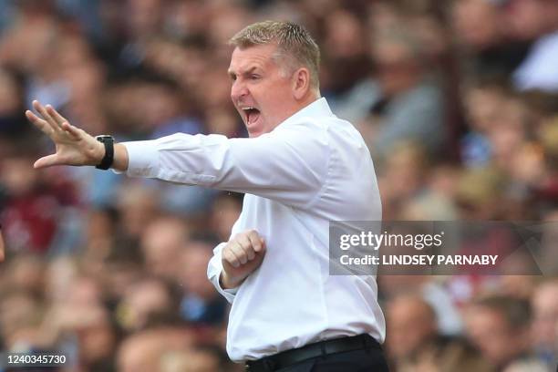 Norwich City's English head coach Dean Smith gestures on the touchline during the English Premier League football match between Aston Villa and...