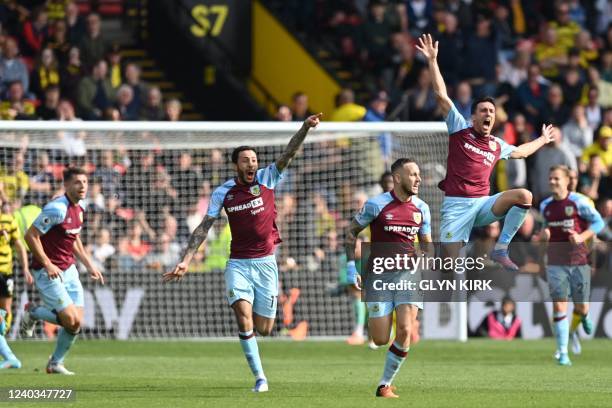 Burnley's players celebrate after Burnley's English midfielder Josh Brownhill scores their second goal during the English Premier League football...