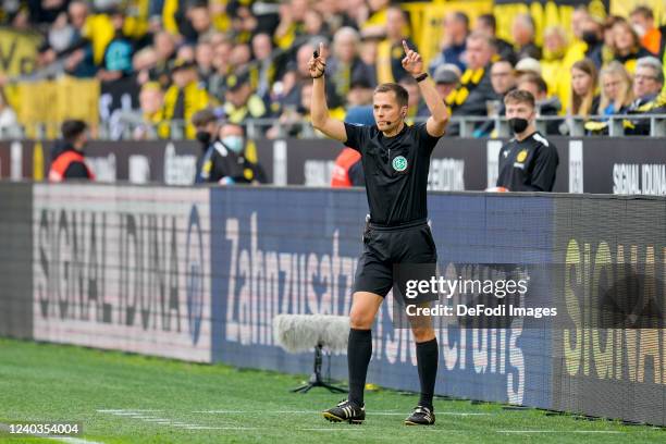 Referee Robert Hartmann decides on penalty during the Bundesliga match between Borussia Dortmund and VfL Bochum at Signal Iduna Park on April 30,...