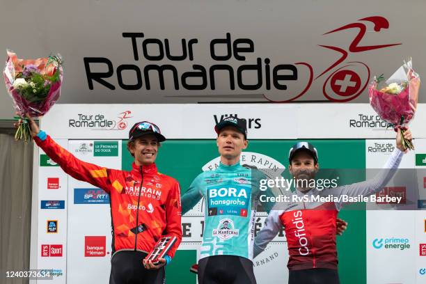 Gino Mader of Switzerland and Team Bahrain Victorious , Aleksandr Vlasov of Russia and Team Bora - Hansgrohe and Simon Geschke of Germany and Team...