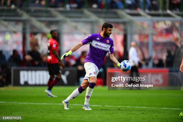 Pietro Terraccianoof of AC Fiorentina controls the ball during the Serie A match between AC Milan and ACF Fiorentina at Stadio Giuseppe Meazza on May...