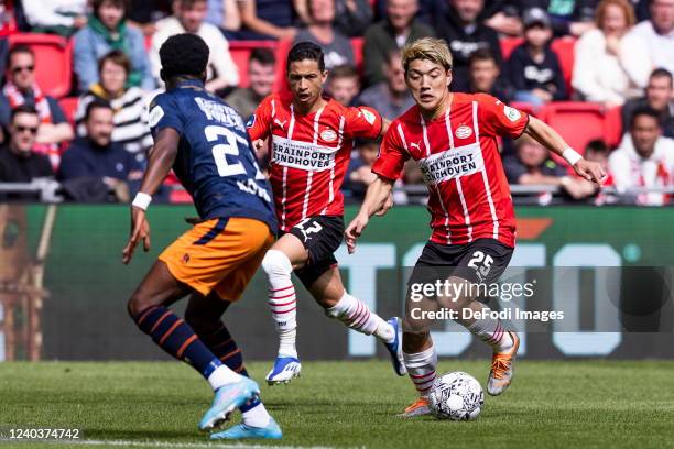 Ritsu Doan of PSV controls the ball during the Dutch Eredivisie match between PSV Eindhoven and Willem II at Philips Stadion on May 1, 2022 in...