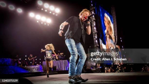 Sing Roses A Pair Of Roses Photos and Premium High Res Pictures - Getty Images