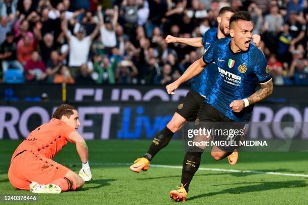 Inter Milan's Argentine forward Lautaro Martinez celebrates after scoring his team's second goal during the Serie A football match between Udinese...