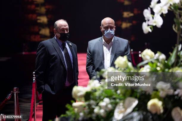 Of Former Montreal Canadiens Bob Gainey and Rick Green attend the wake of Former Montreal Canadiens Guy Lafleur at Bell Centre on May 1, 2022 in...