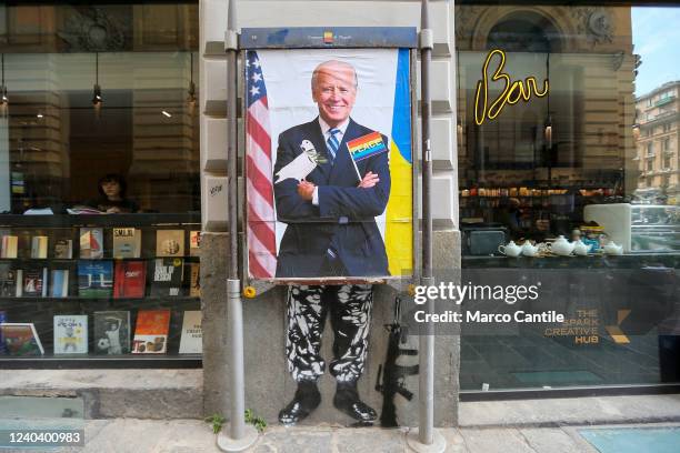 The president of the United States of America, Joe Biden, depicted in the work of the Neapolitan street artist, Eduardo Castaldo, as half pacifist...