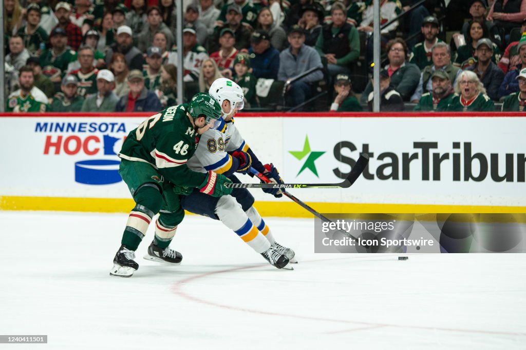 NHL: MAY 02 Playoffs Round 1 Game 1 - Blues at Wild