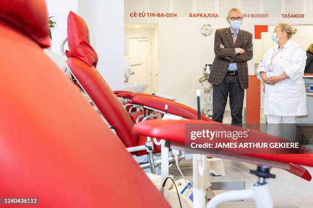 Vice-prime minister and Public Health and Social Affairs minister Frank Vandenbroucke pictured during a visit to a blood donation center of the Red...