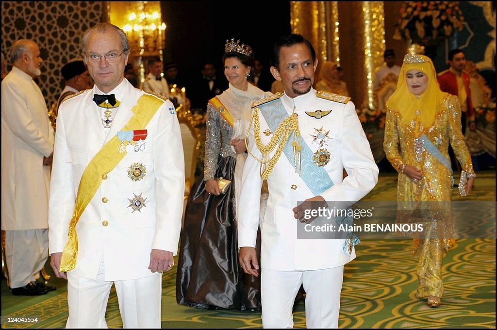 First State Visit Of His Majesty King Carl Xvi Gustaf And Her Majesty Queen Silvia To Brunei In Bandar Seri Begawan, Brunei Darussalam In February 2004.