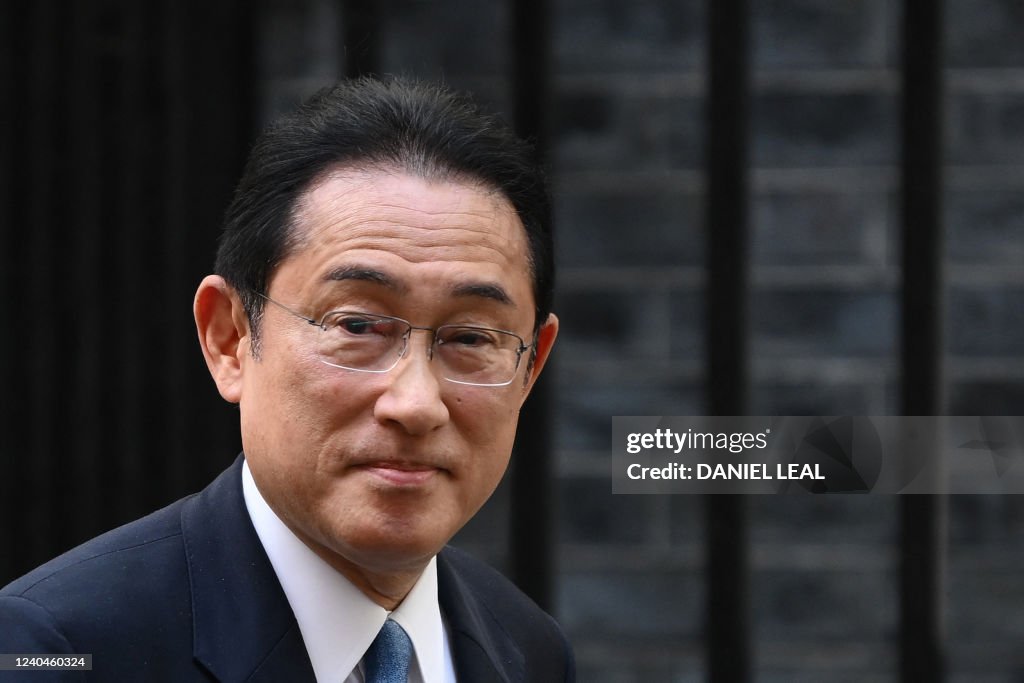 BRITAIN-JAPAN-POLITICS-DIPLOMACY