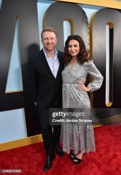 The stars and producers of Greys Anatomy came together this evening, Thursday, May 5, at The Highlight Room in Hollywood to celebrate the 400th...