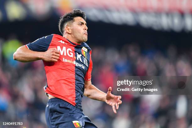 Nadiem Amiri of Genoa celebrates after Albert Gudmundsson of Genoa has scored a goal during the Serie A match between Genoa CFC and Juventus at...