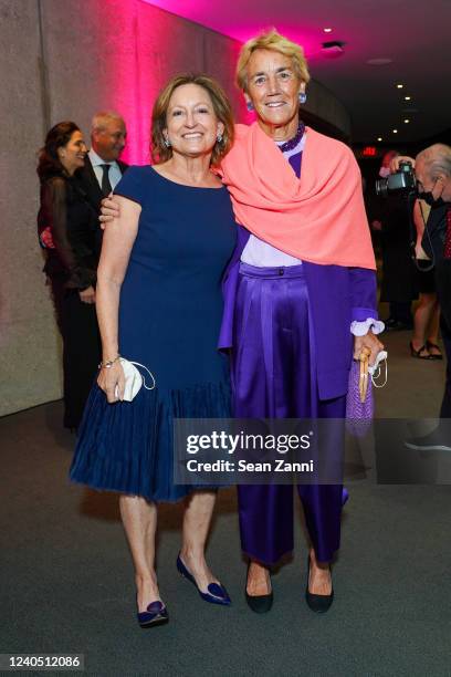 Terry Rennie Missie Rennie Photos and Premium High Res Pictures - Getty Images