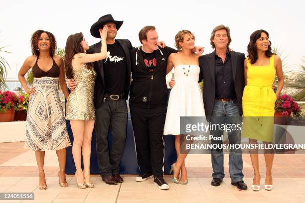 Photocall 'My Bluberry Nights' at 60th Cannes International Festival In Cannes, France On May 22, 2007- Rose McGowan, director Robert Rodriguez,...
