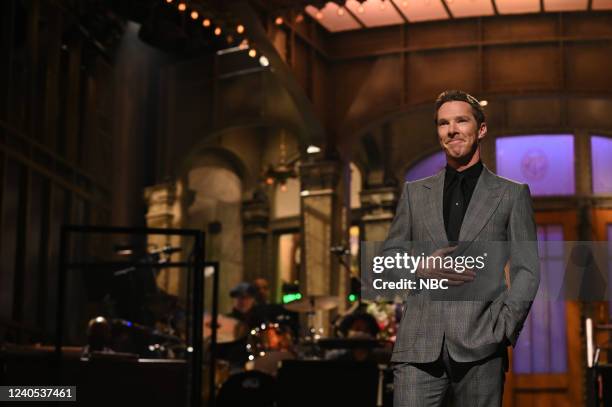 Benedict Cumberbatch, Arcade Fire Episode 1824 -- Pictured: Host Benedict Cumberbatch during the monologue on Saturday, May 7, 2022 --