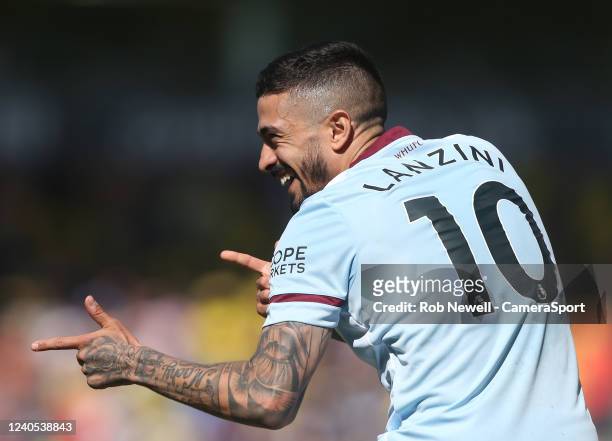 West Ham United's Manuel Lanzini celebrates scoring his side's fourth goal during the Premier League match between Norwich City and West Ham United...
