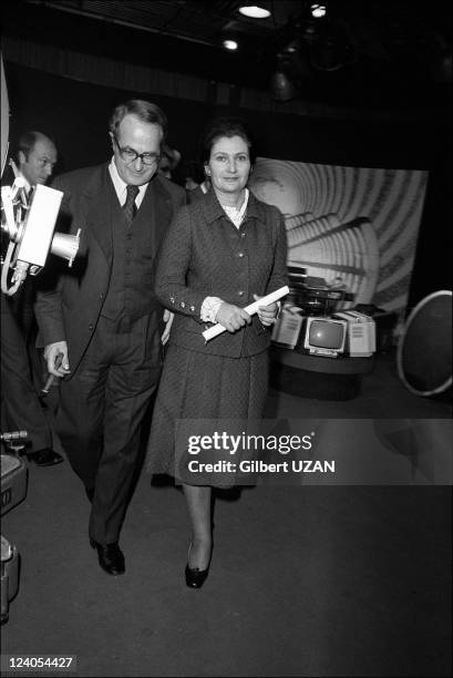 Debate on contraception with Veil and Neuwirth in Paris, France on November 18, 1974 - Antoine and Simone Veil.