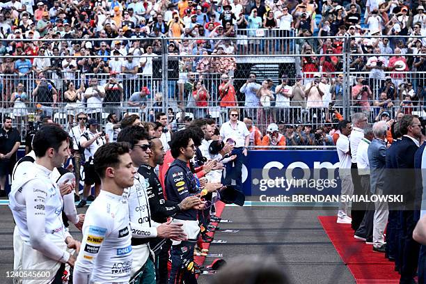 F1 Racing Startingline 1,301 Formula 1 Start Line Stock Photos, High-Res Pictures, and Images ...