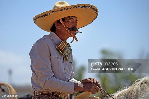 Random Man In Rancho 18 Rancho La Laguna Stock Photos, High-Res Pictures, and Images - Getty ...