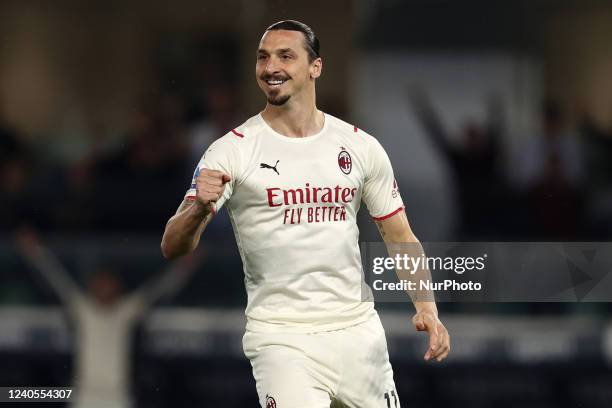 Zlatan Ibrahimovic celebrates during the italian soccer Serie A match Hellas Verona FC vs AC Milan on May 08, 2022 at the Marcantonio Bentegodi...