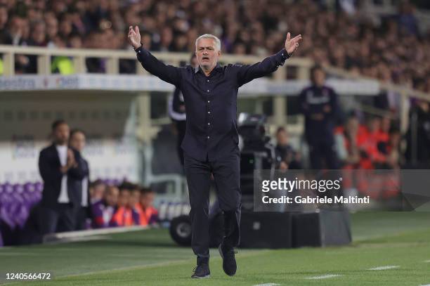 José Mourinho manager of AS Roma gestures during the Serie A match between ACF Fiorentina and AS Roma at Stadio Artemio Franchi on May 9, 2022 in...