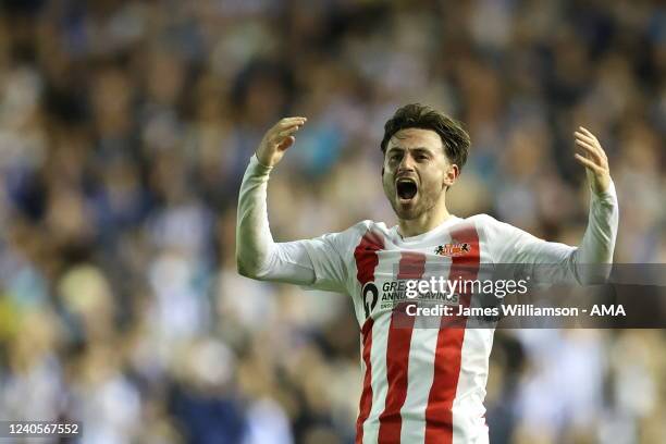 Patrick Roberts of Sunderland celebrates after scoring a goal to make it 1-1 during the Sky Bet League One Play-Off Semi Final 2nd Leg match between...