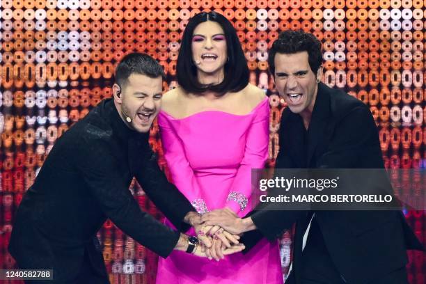 Italian television presenter Alessandro Cattelan, Italian singer Laura Pausini and Lebanese-born British singer-songwriter, Mika present the first...