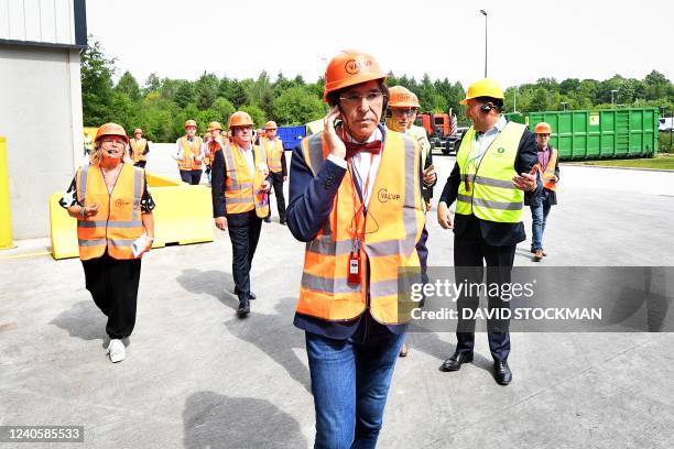 Walloon Minister President Elio Di Rupo pictured during the inauguaration of Val'Up, a new sorting center for PMD waste, in Ghlin, Tuesday 10 May...