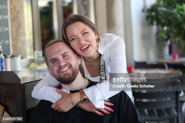 Singer Joelina Drews "Joedy" and her boyfriend Adrian Louis during the "La Famiglia Worldchanger" Charity event by L'Osteria on May 11, 2022 in...
