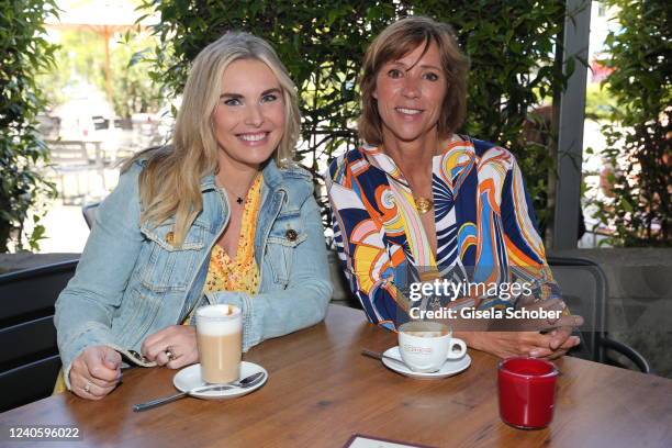 Alessandra Geissel and Carin C.Tietze during the "La Famiglia Worldchanger" Charity event by L'Osteria on May 11, 2022 in Munich, Germany.