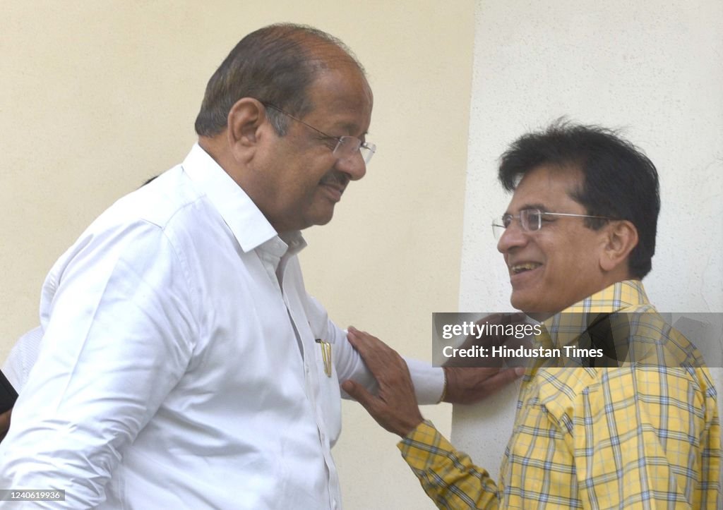 Kirit BJP leaders Kirit Somaiya and Gopal Shetty after meeting with... News ...