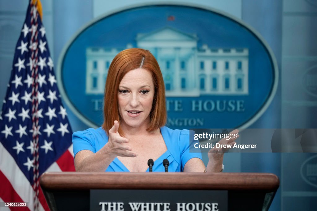 Press Secretary Psaki Briefs White House Media