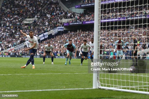 Harry Kane of Tottenham Hotspur scoring the opening goal from the penalty spot during the Premier League match between Tottenham Hotspur and Burnley...