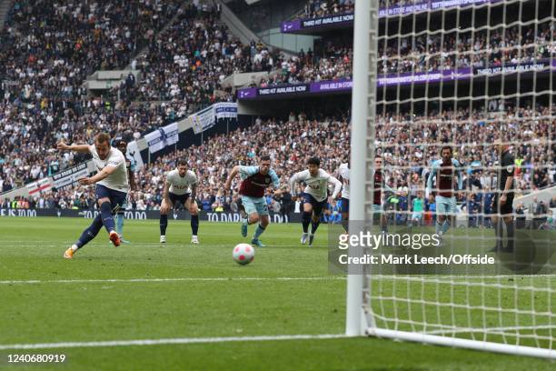 Harry Kane of Tottenham Hotspur scoring the opening goal from the penalty spot during the Premier League match between Tottenham Hotspur and Burnley...