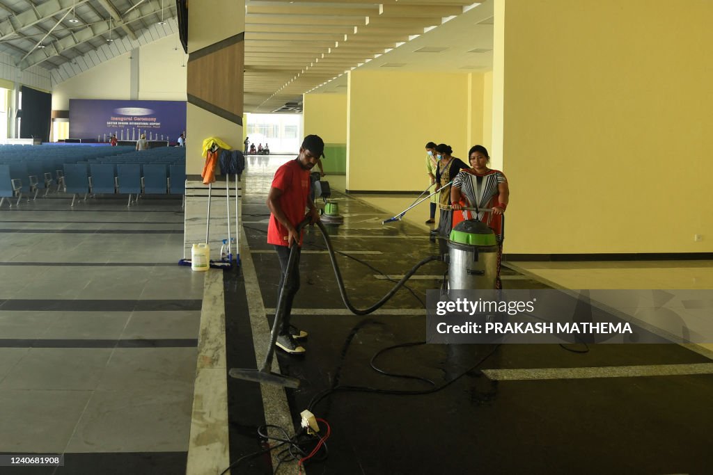 NEPAL-ECONOMY-AIRPORT