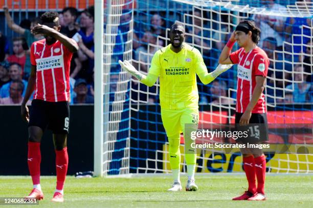 Yvon Mvogo of PSV during the Dutch Eredivisie match between PEC Zwolle v PSV at the MAC3PARK Stadium on May 15, 2022 in Zwolle Netherlands