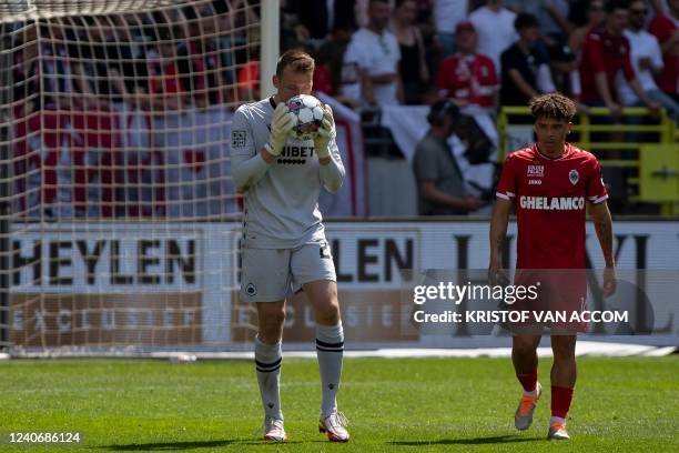 Club's goalkeeper Simon Mignolet pictured during a soccer match between Royal Antwerp FC and Club Brugge KV, Sunday 15 May 2022 in Antwerp, on day 5...