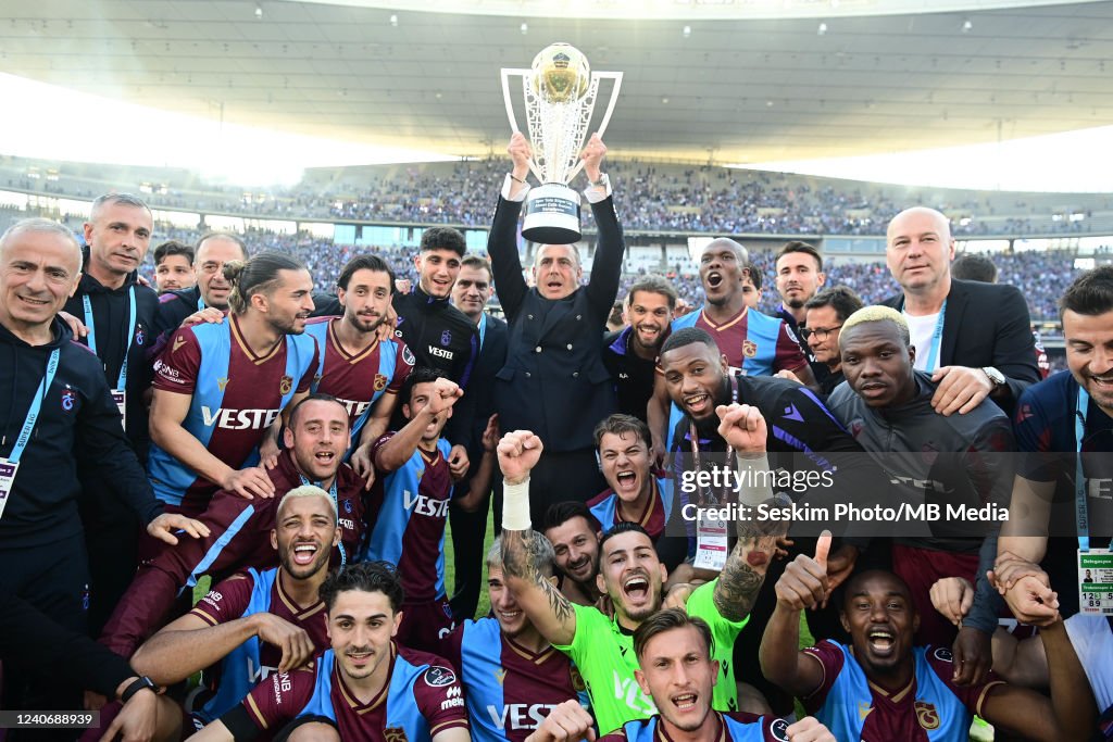 Trabzonspor v Altay - Turkish Super Lig